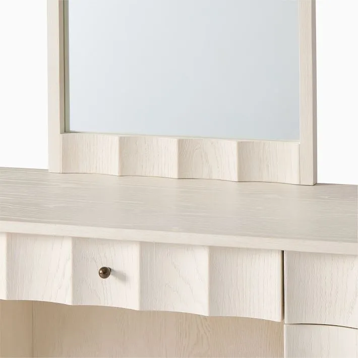 cube dresser